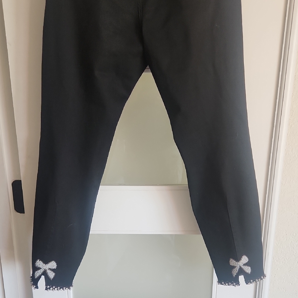 Frank Lyman Design Womens Black Denim Jeans With Beading